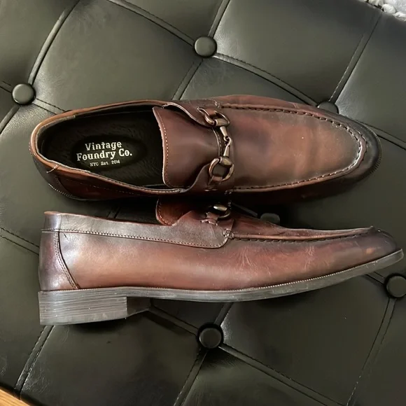 Man’s dress shoes - Picture 2 of 4